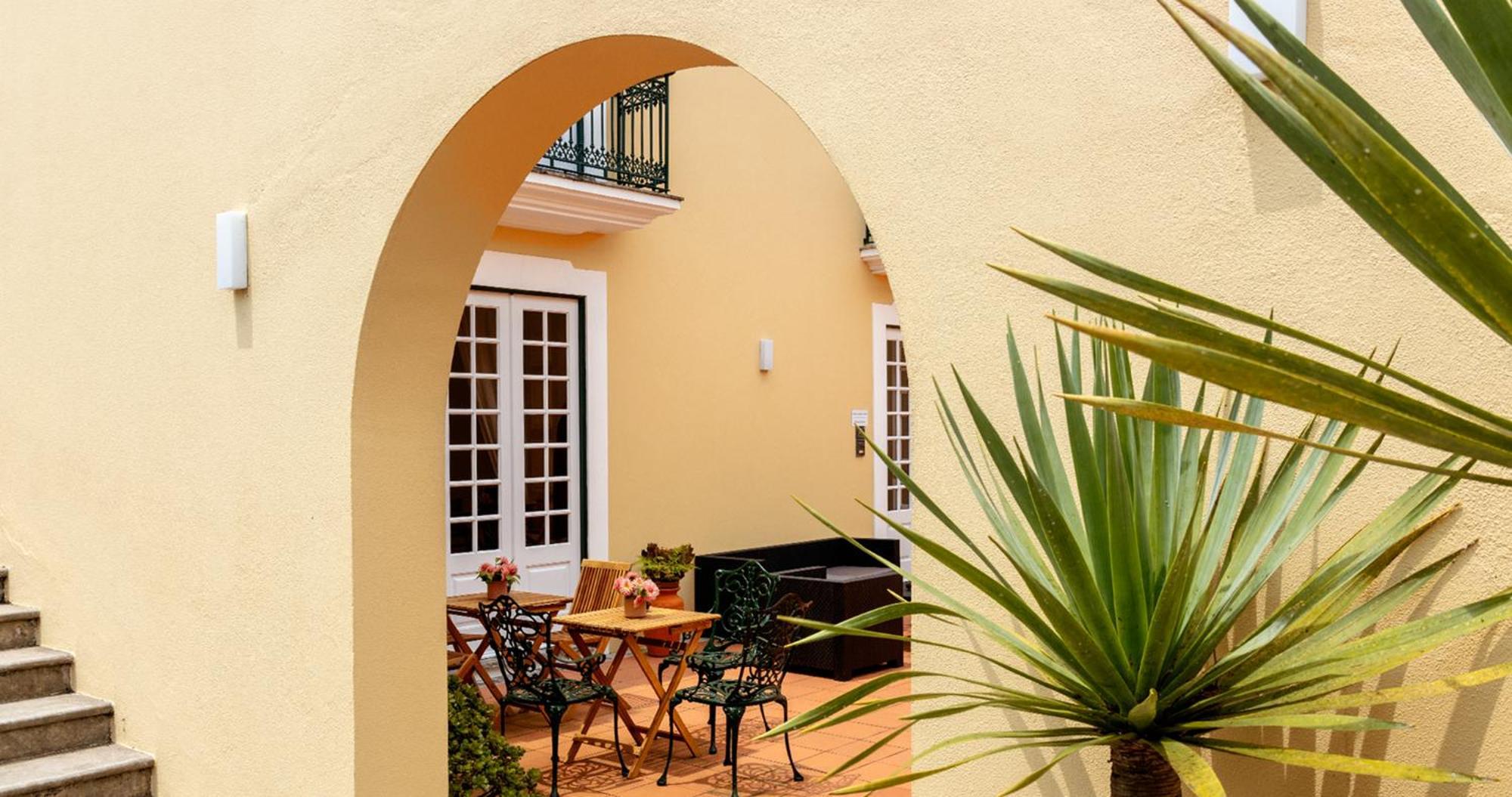 Quinta Da Nasce Agua Aparthotel Angra do Heroísmo Екстериор снимка
