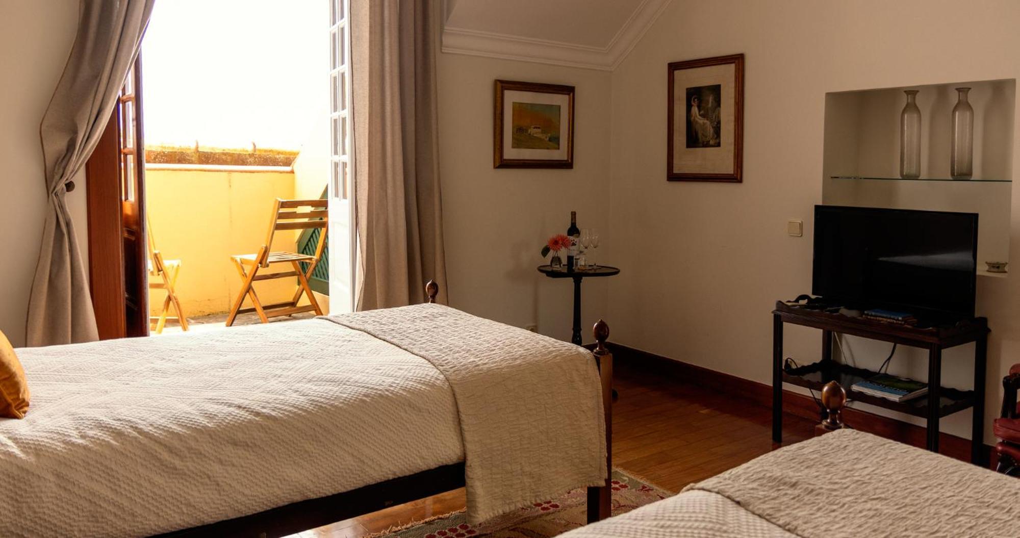 Quinta Da Nasce Agua Aparthotel Angra do Heroísmo Екстериор снимка