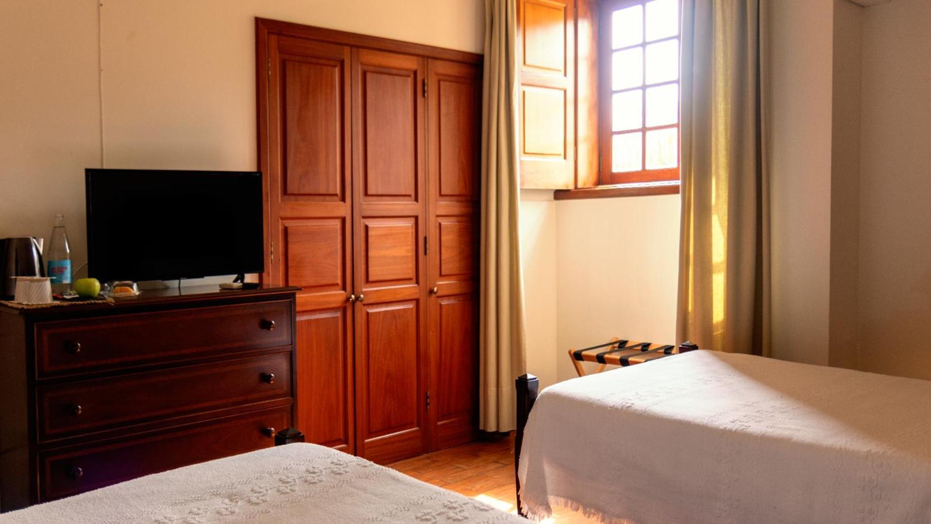 Quinta Da Nasce Agua Aparthotel Angra do Heroísmo Екстериор снимка